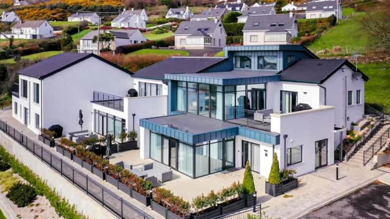 Bayview Luxury 2 Bedroom Apartment Ground Floor Downings Extérieur photo